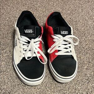 Seldan Vans Black and Red Sneakers unisex